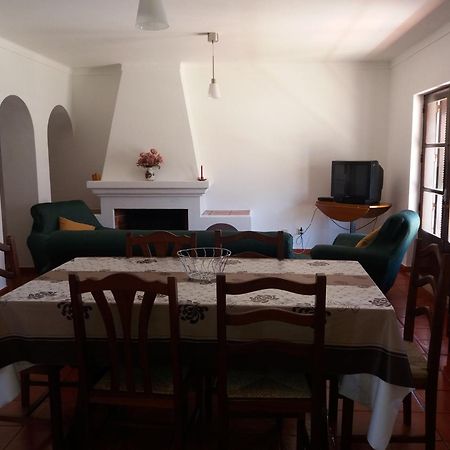 Alojamentos Vitinho 2 - Vila Nova Milfontes Vila Nova de Milfontes Kamer foto