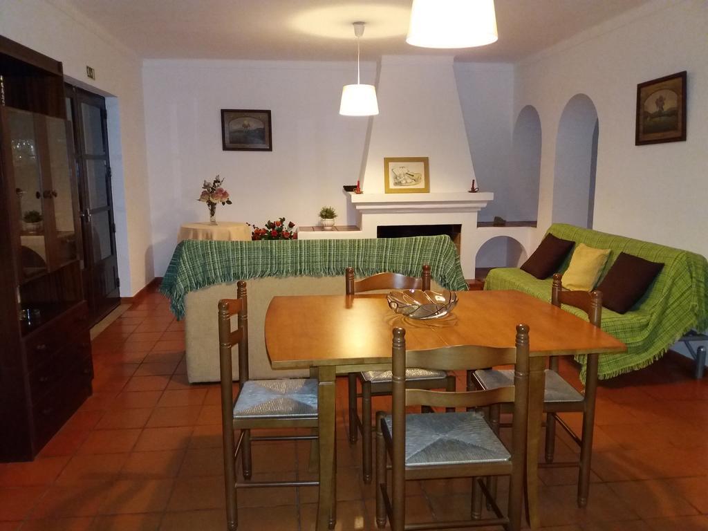 Alojamentos Vitinho 2 - Vila Nova Milfontes Vila Nova de Milfontes Buitenkant foto