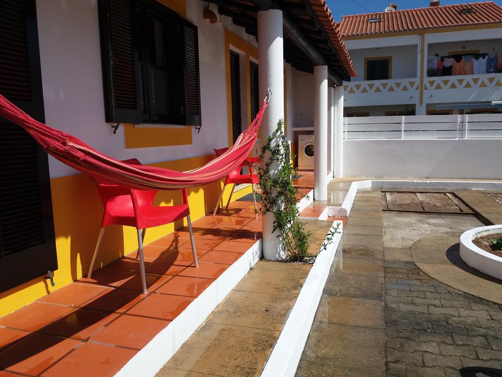 Alojamentos Vitinho 2 - Vila Nova Milfontes Vila Nova de Milfontes Buitenkant foto